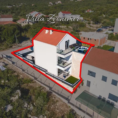 Zvonimir Villa