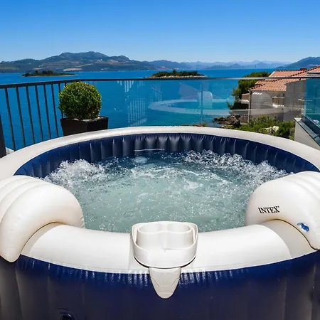 빌라 Zvonimir 스레세르